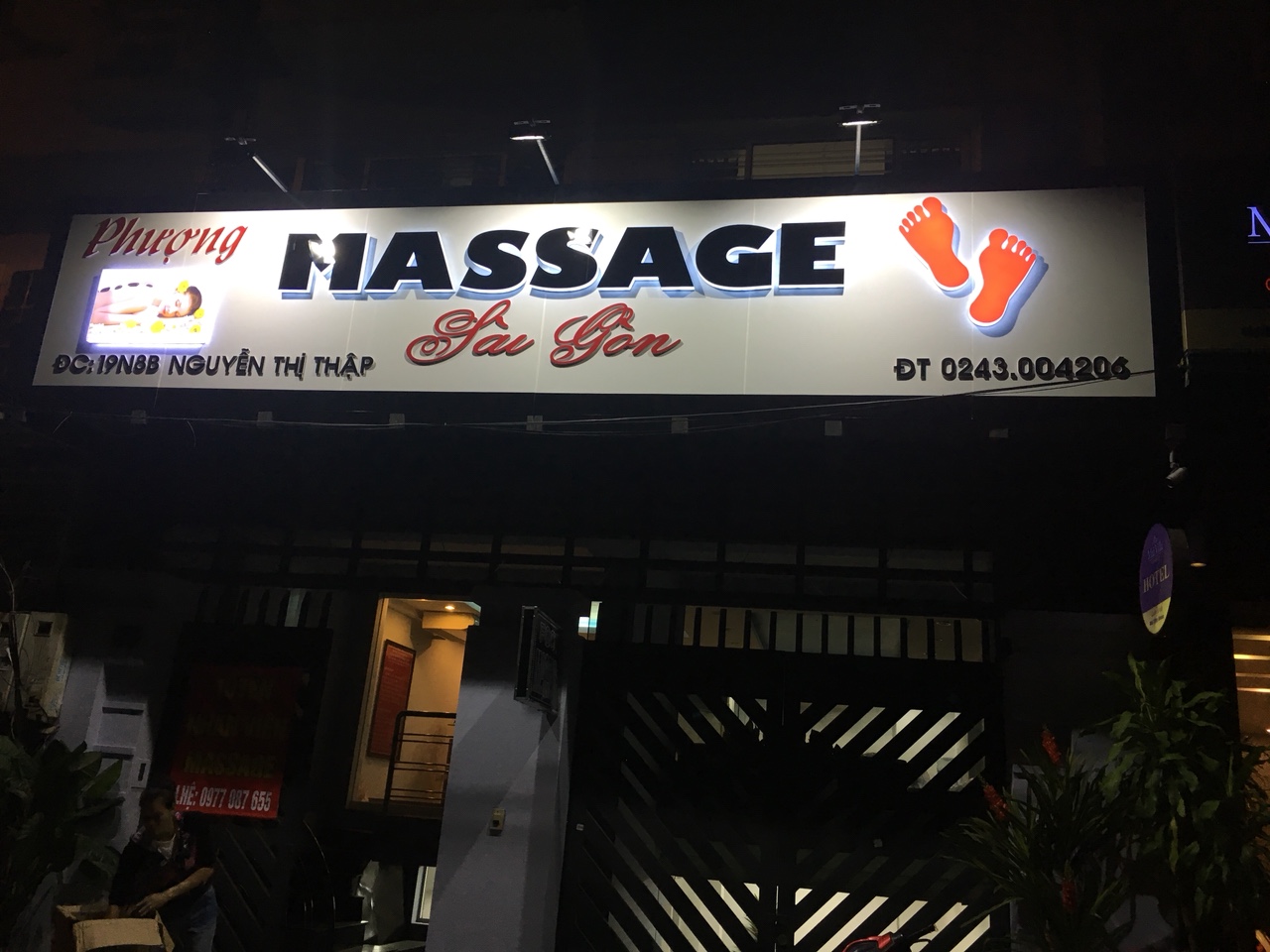ghế cố định sài gòn tại cơ sở massage phượng foot massage sài gòn.