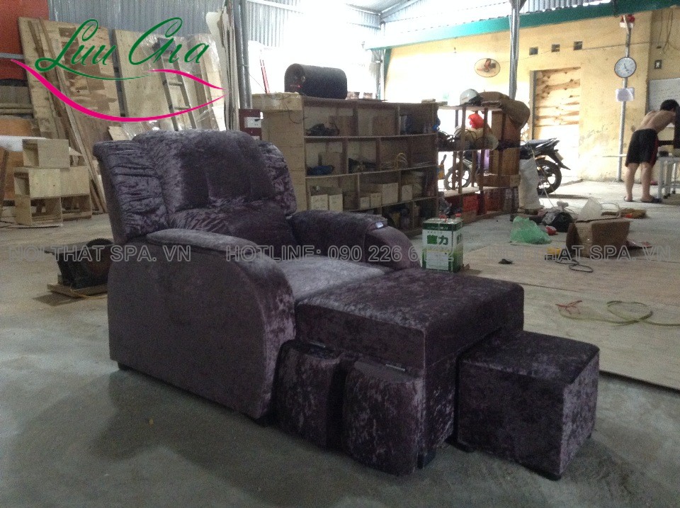 ghế massage chân, giường massage, ghế sofa, bồn tắm gỗ, chậu ngâm chân sản xuất tại xưởng: Công Ty Cổ Phần Lưu Gia Việt Nam - Yên Viên, Gia Lâm, Hà Nội